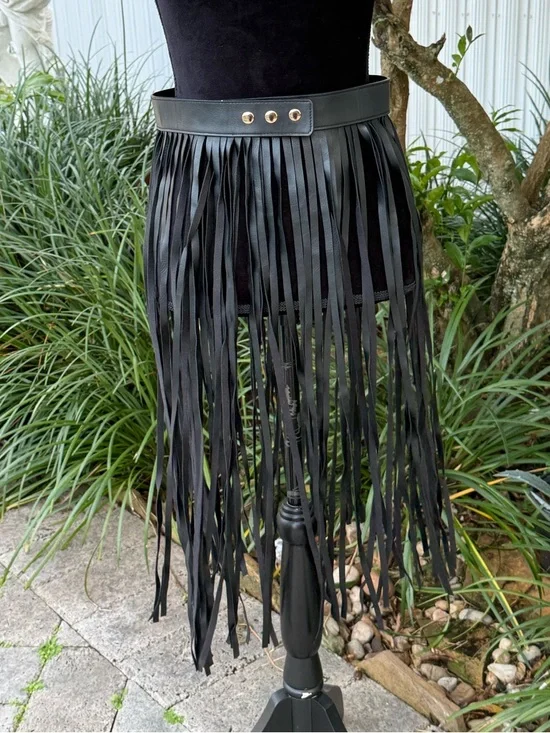 Black Fringe Leather Belt - Picture 3 of 6